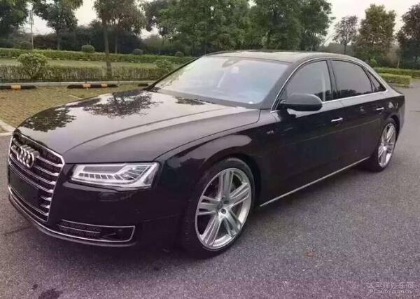 重慶租一輛奧迪a4一個(gè)月多少錢(qián)?怎么租奧迪a4更省錢(qián)省力